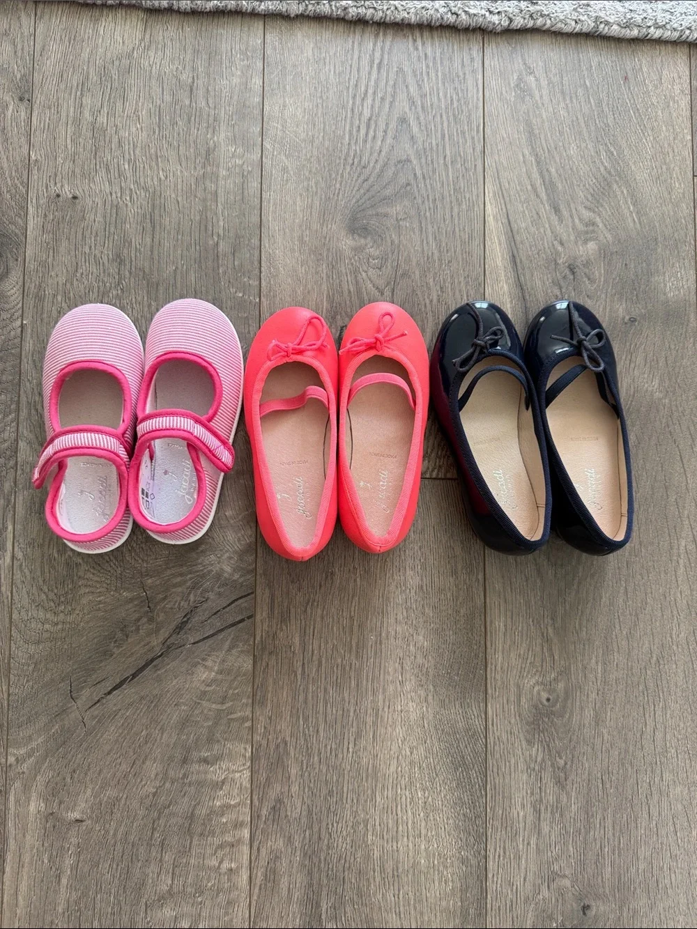 Jacadi Ballerinas Sneaker Girl Shoes 3 Pairs Size 24 & 25